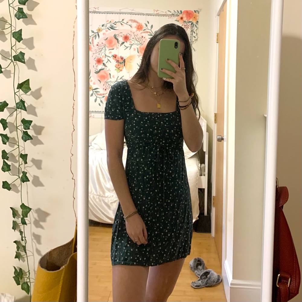Brandy Melville Victoria Dress